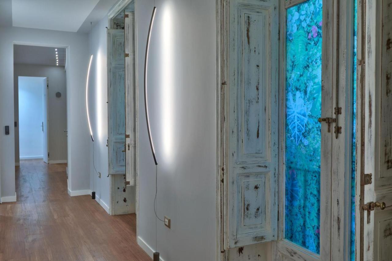 Belmoro - La Dimora Del Capo Bed & Breakfast Palermo Bagian luar foto